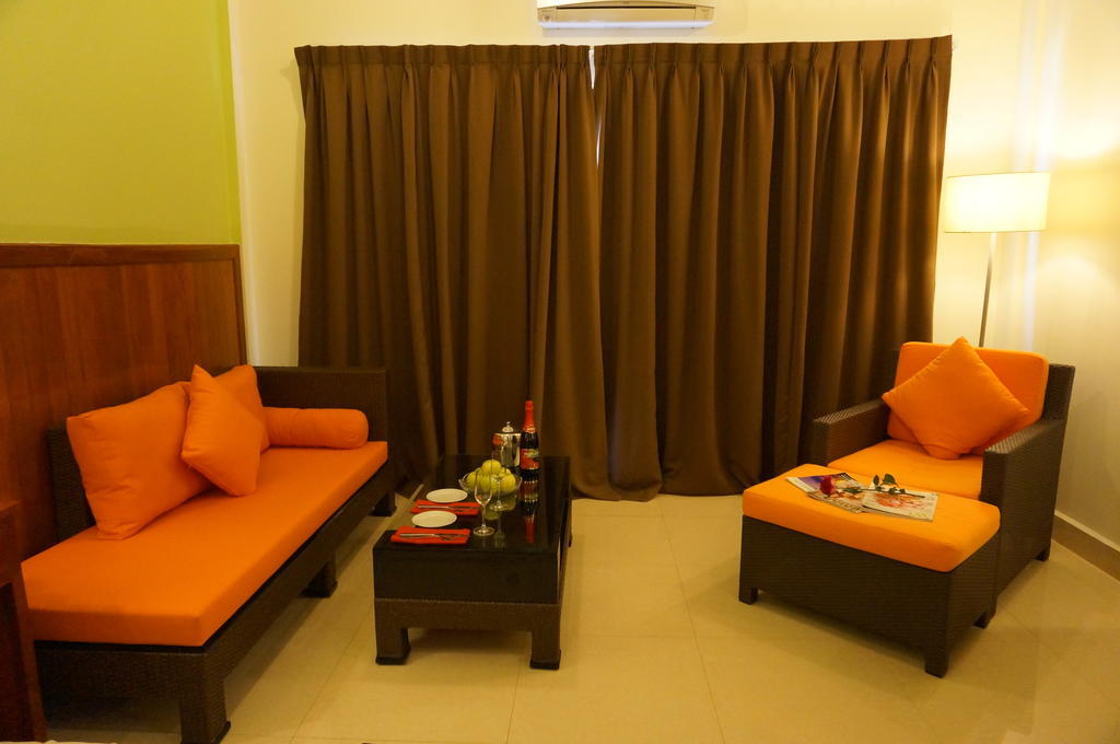 Serendipity Beach Resort Сиханоуквил Екстериор снимка